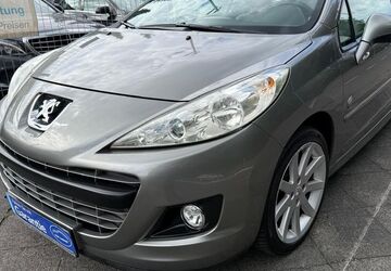 Peugeot 207 66.000 km 5.900 &euro; Mönchengladbach - Odenkirchen 41199