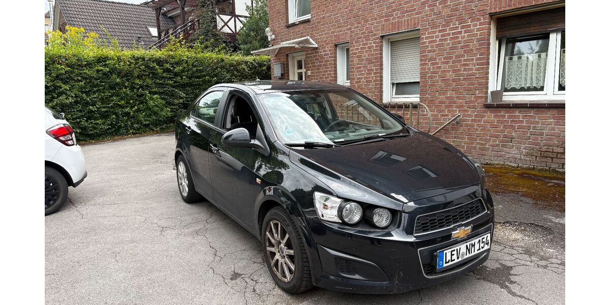 Chevrolet Aveo 179.000 km 2.690 &euro; Leverkusen 51373