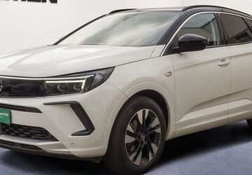 Opel Grandland (X) 34.860 km 23.980 &euro; Düsseldorf 40231