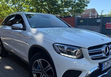Mercedes-Benz GLC 350 85.820 km 21.250 &euro; Düsseldorf 40229
