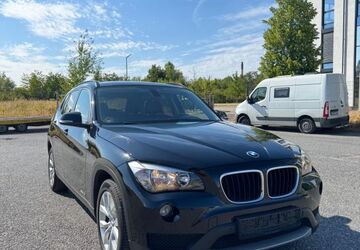 BMW X1 177.000 km 8.100 &euro; Düsseldorf 40231