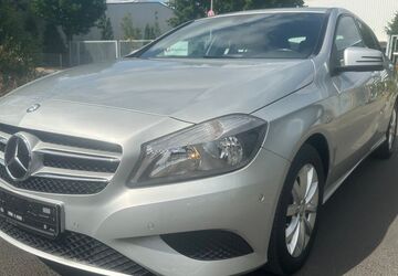 Mercedes-Benz A 180 109.971 km 9.900 &euro; Düsseldorf 40231