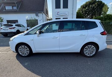 Opel Zafira Tourer 165.500 km 7.890 &euro; Düsseldorf 40470