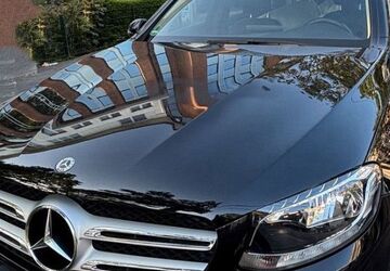 Mercedes-Benz GLC 350 99.000 km 22.600 &euro; Düsseldorf 40489