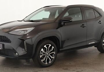 Toyota Yaris Cross 15.900 km 24.784 &euro; Düsseldorf 40233