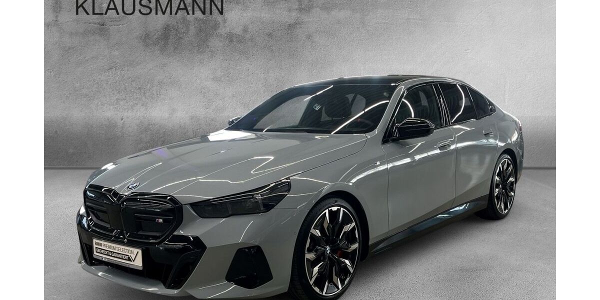 BMW i5 3.046 km 82.771 &euro; Krefeld 47800