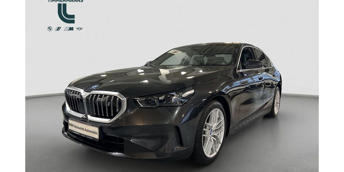 BMW i5 23.236 km 47.390 &euro; Düsseldorf 40549
