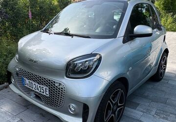 Smart ForTwo 30.100 km 11.900 &euro; Düsseldorf 40225