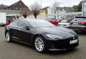 Tesla Model S 98.577 km 41.900 &euro; Düsseldorf 40229