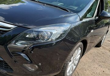 Opel Zafira Tourer 187.000 km 8.599 &euro; Duisburg 47166