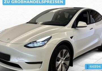 Tesla Model Y 43.808 km 34.690 &euro; Krefeld 47829