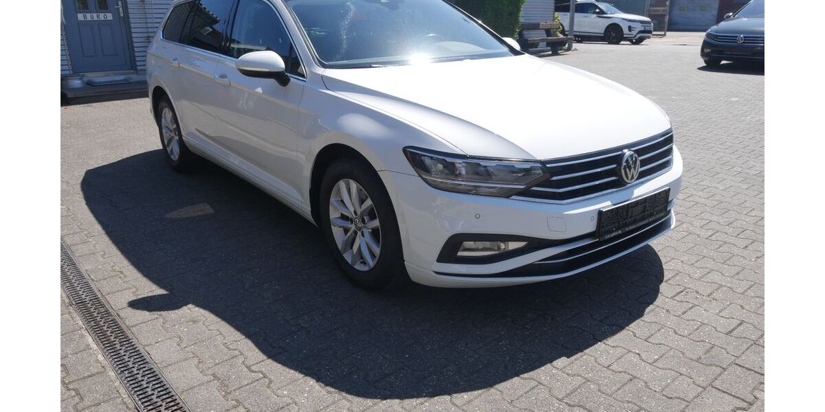 VW Passat Variant 192.000 km 11.950 &euro; Düsseldorf 40233