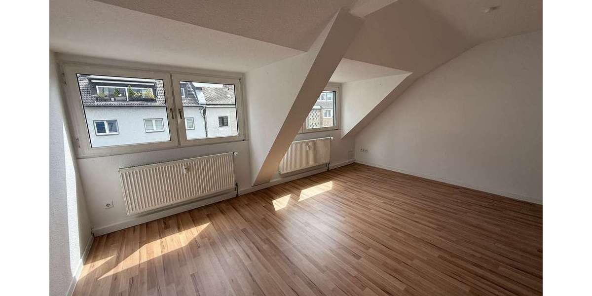Etagenwohnung Düsseldorf Friedrichstadt - 2 Zimmer, 70 m&sup2;, 999&euro; | Angebot:27425149
